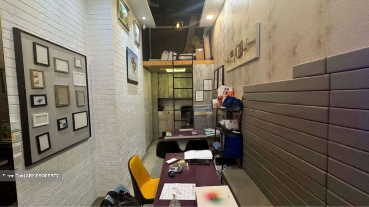 Jing Suites (D14), Shop House #456206141